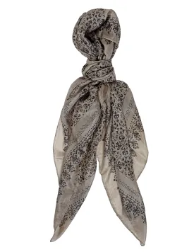 Skridubol, silk scarf