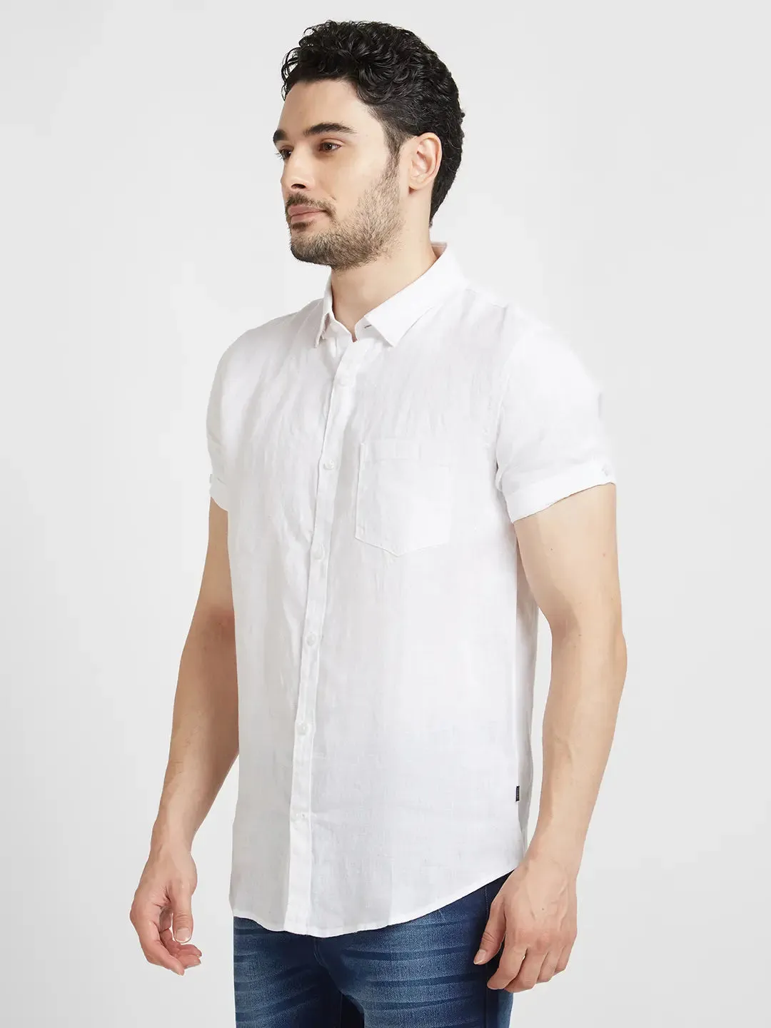 Spykar Men White Linen Regular Slim Fit Half Sleeve Plain Shirt