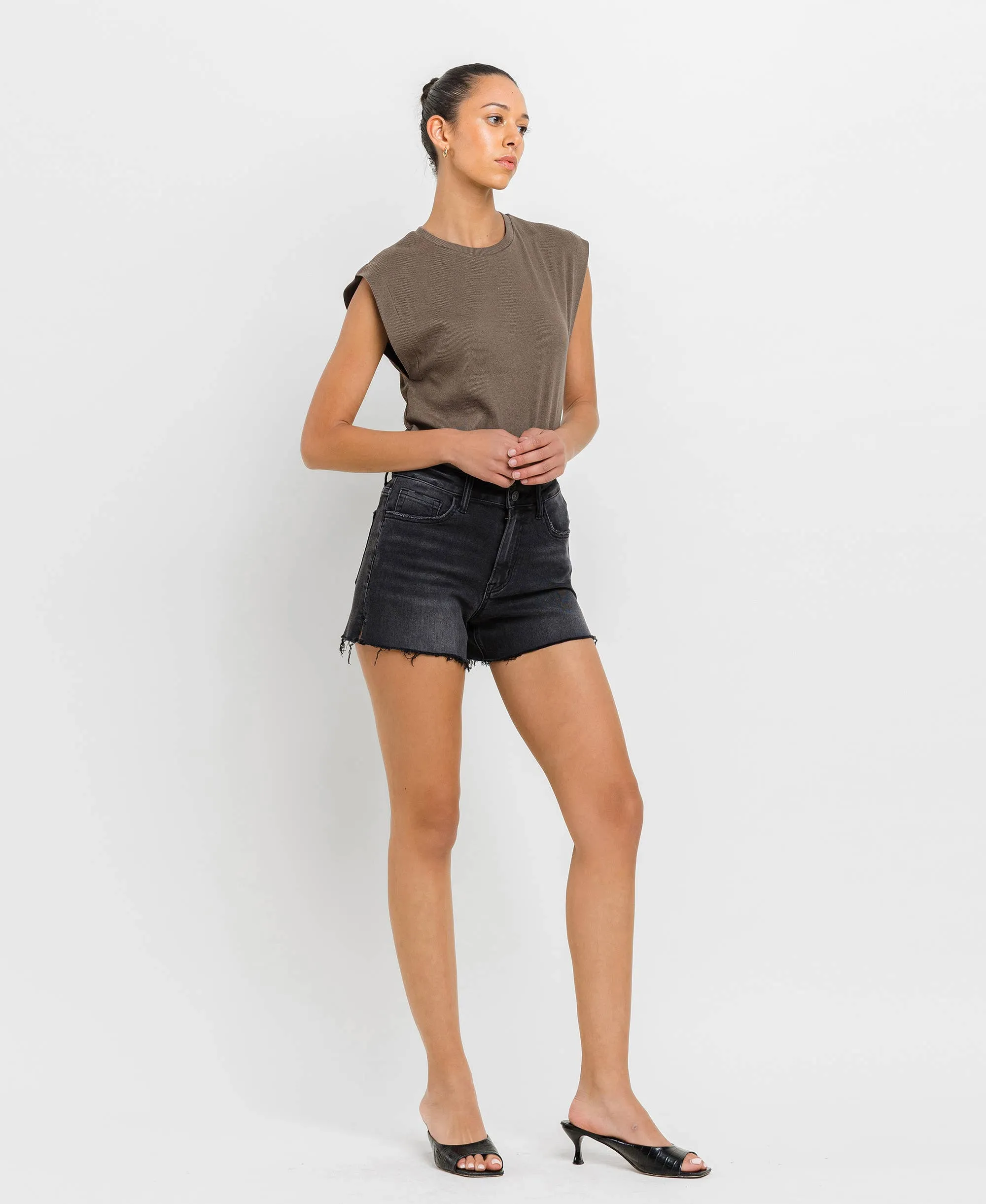 STAR HIGH RISE SIDE SLIT A LINE SHORTS