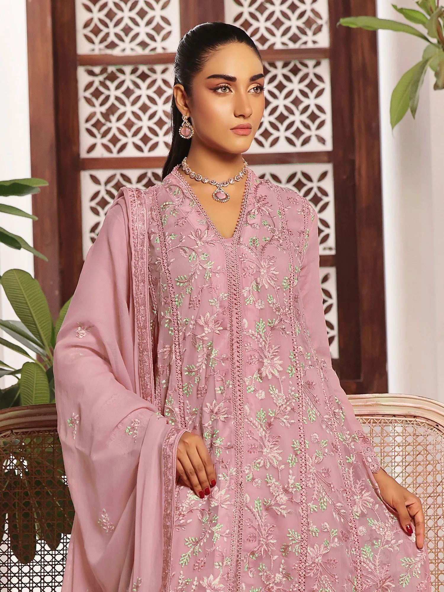 Wardah Uzair "Dil Ruba" Luxury Embroidered Chiffon Gown Suit - GulNaar